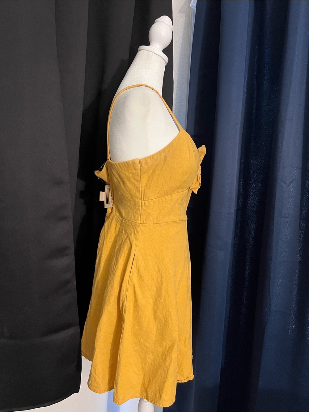 Mustard Yellow Knot Front Mini Dress Women’s Medium Cutout Fit & Flare Sundress - Picture 3 of 7